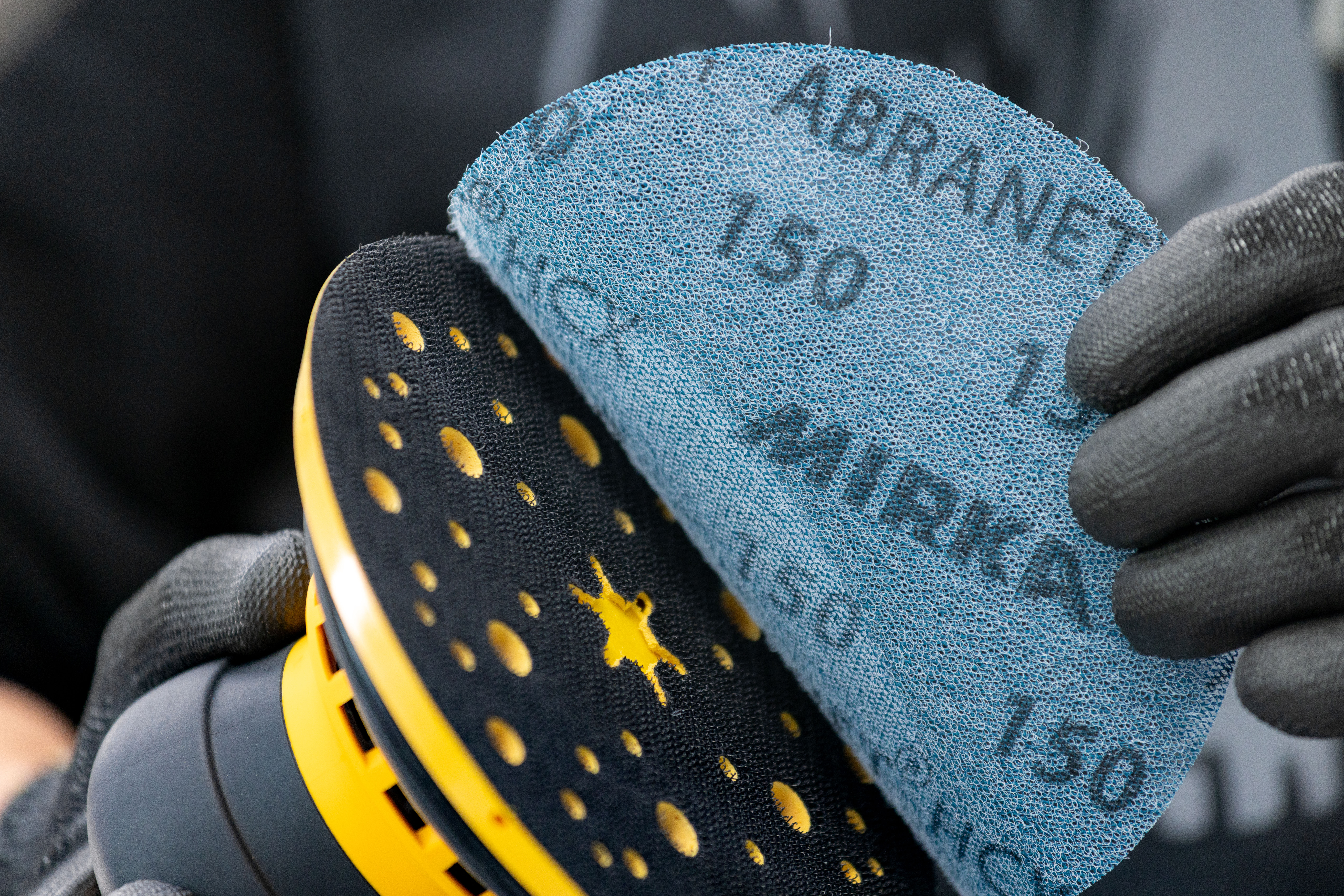 Abranet® HCX Ø 150 mm disque abrasif auto-agrippant maille micro-perforée