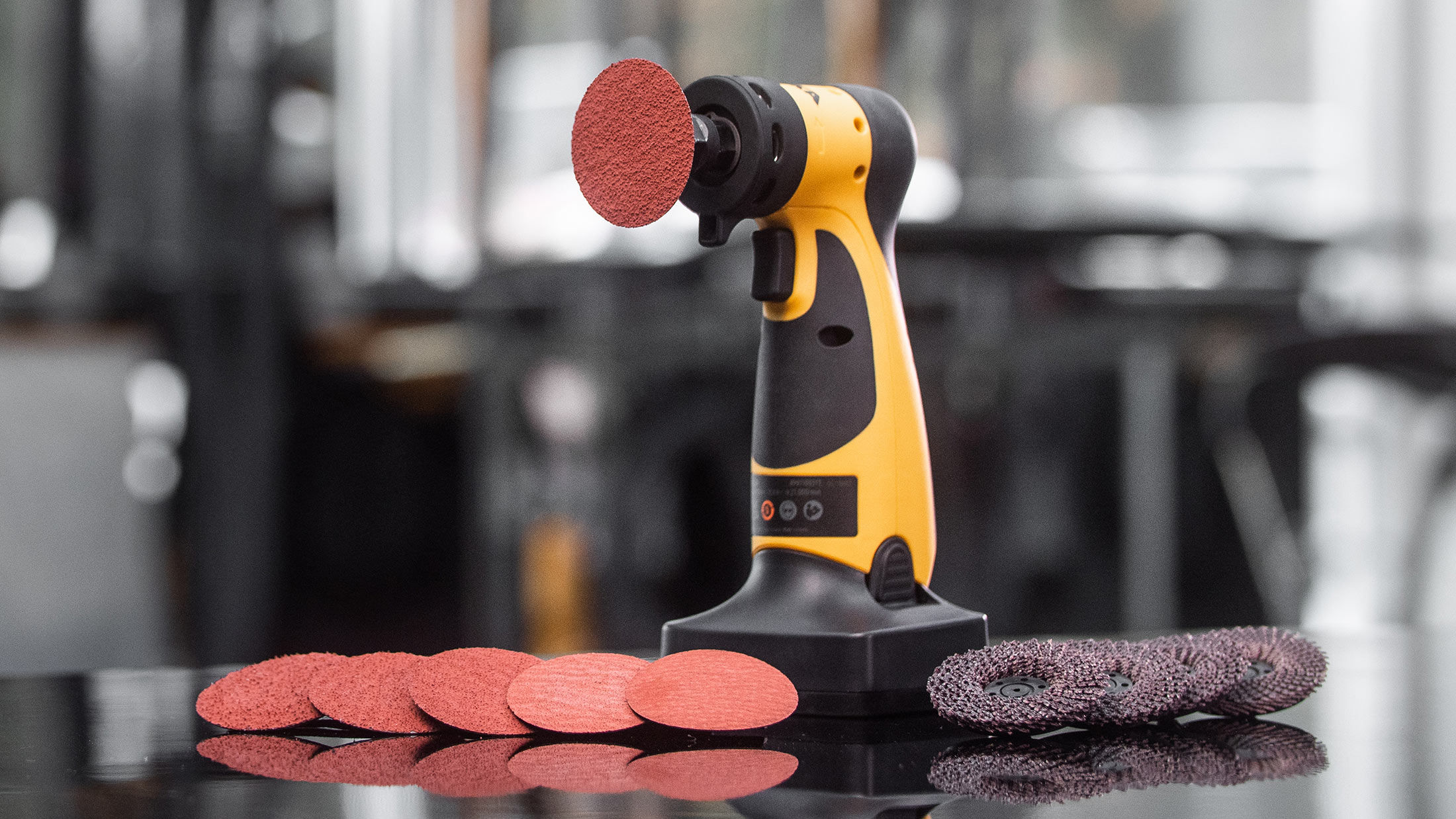 The Mirka® ANGOS ARG-B 200 battery powered grinding tool can be used with a variety of abrasive and cutting discs