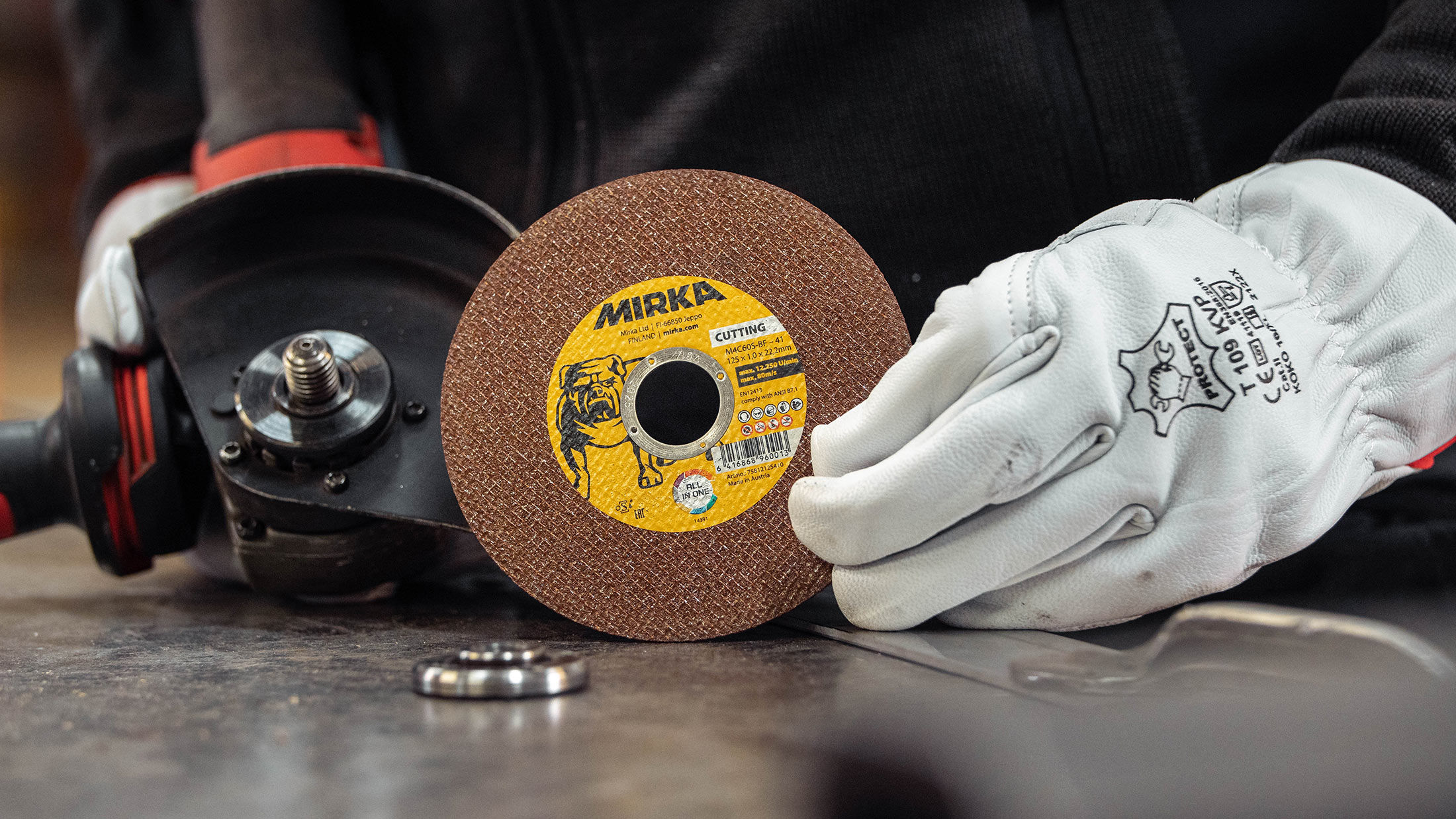 Choosing The Right Grinding Wheel • Universal Grinding Corporation