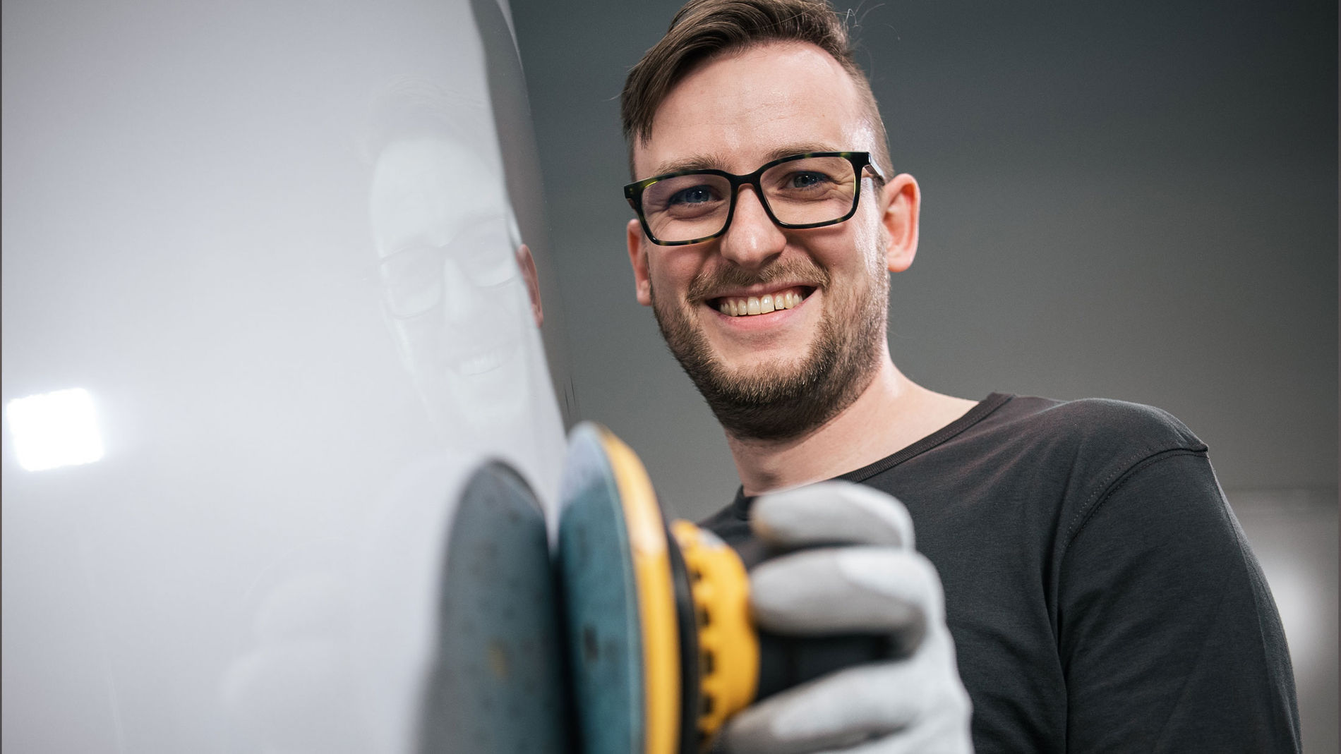 Abrasive for dustless sanding and surface preparation … Mirka