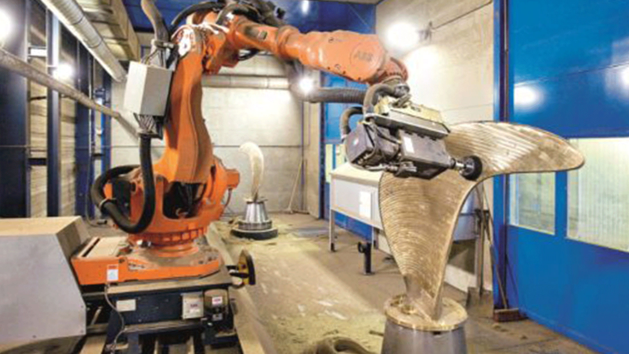 Mirka's patented fully automatic disk change system improves the autonomy of the system and an unmanned production time of up to 24 hours can be achieved