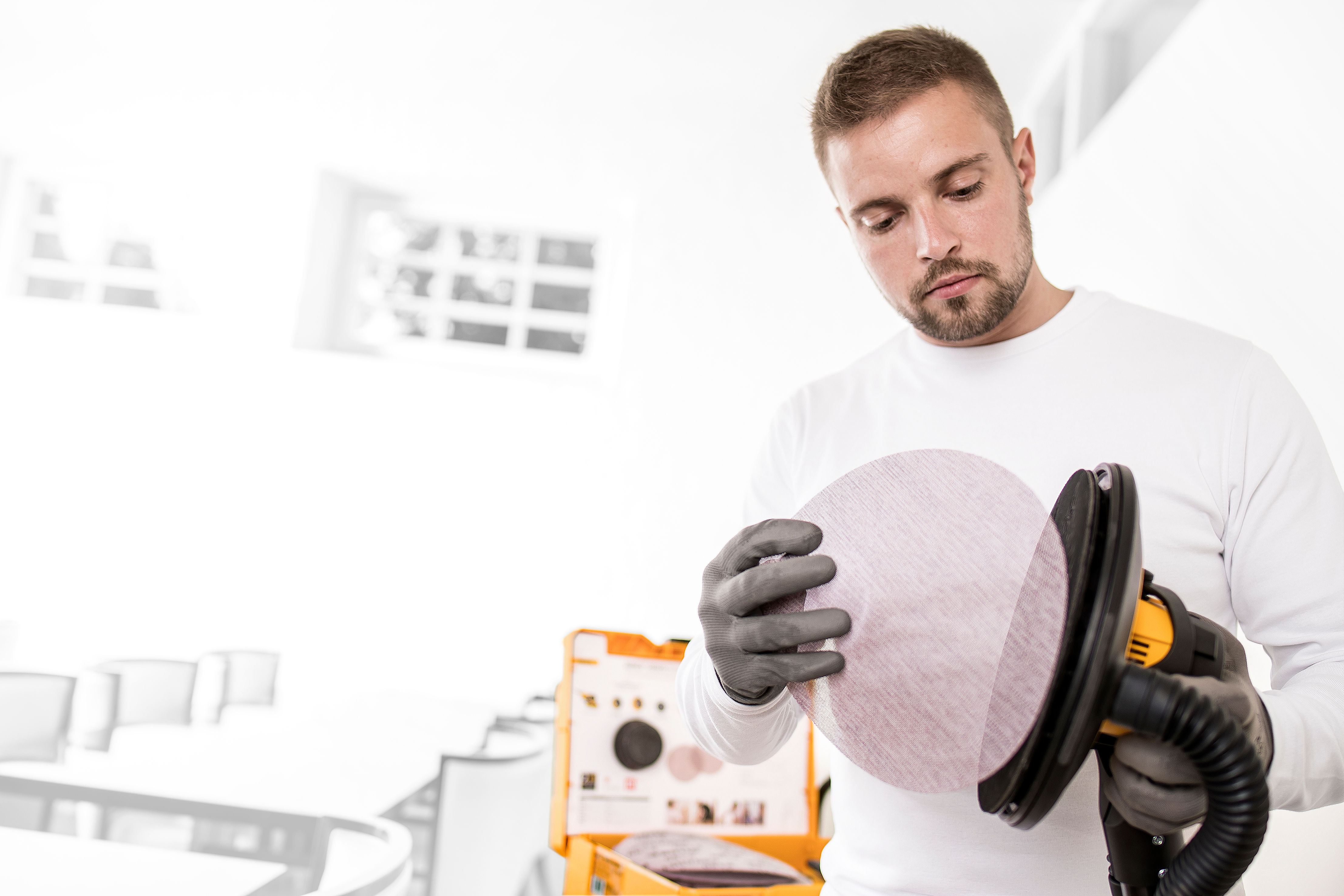 Mirka® LEROS 950XCV UK Ø 225 mm 5.0 mm orbit Dual Voltage with bag