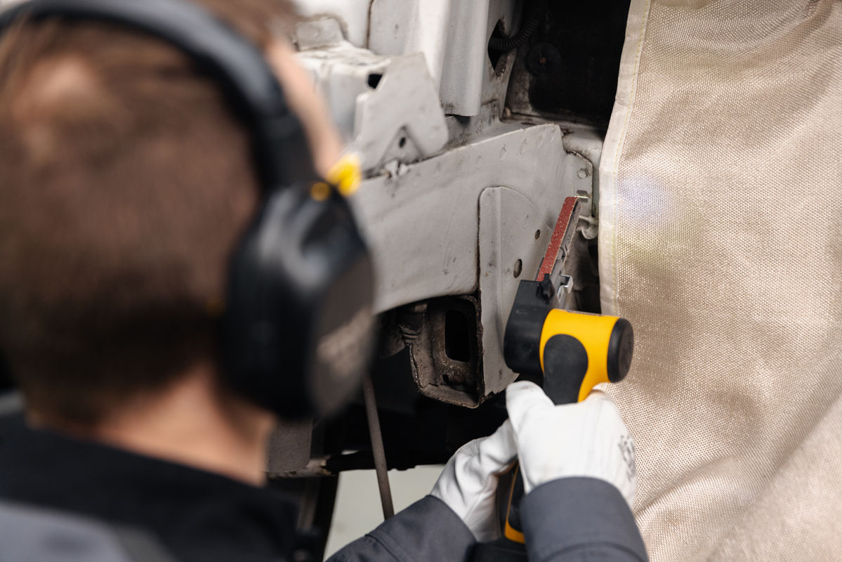 Mirka® FBS-B Cordless File Belt Sander 10 x 330 mm max 12V