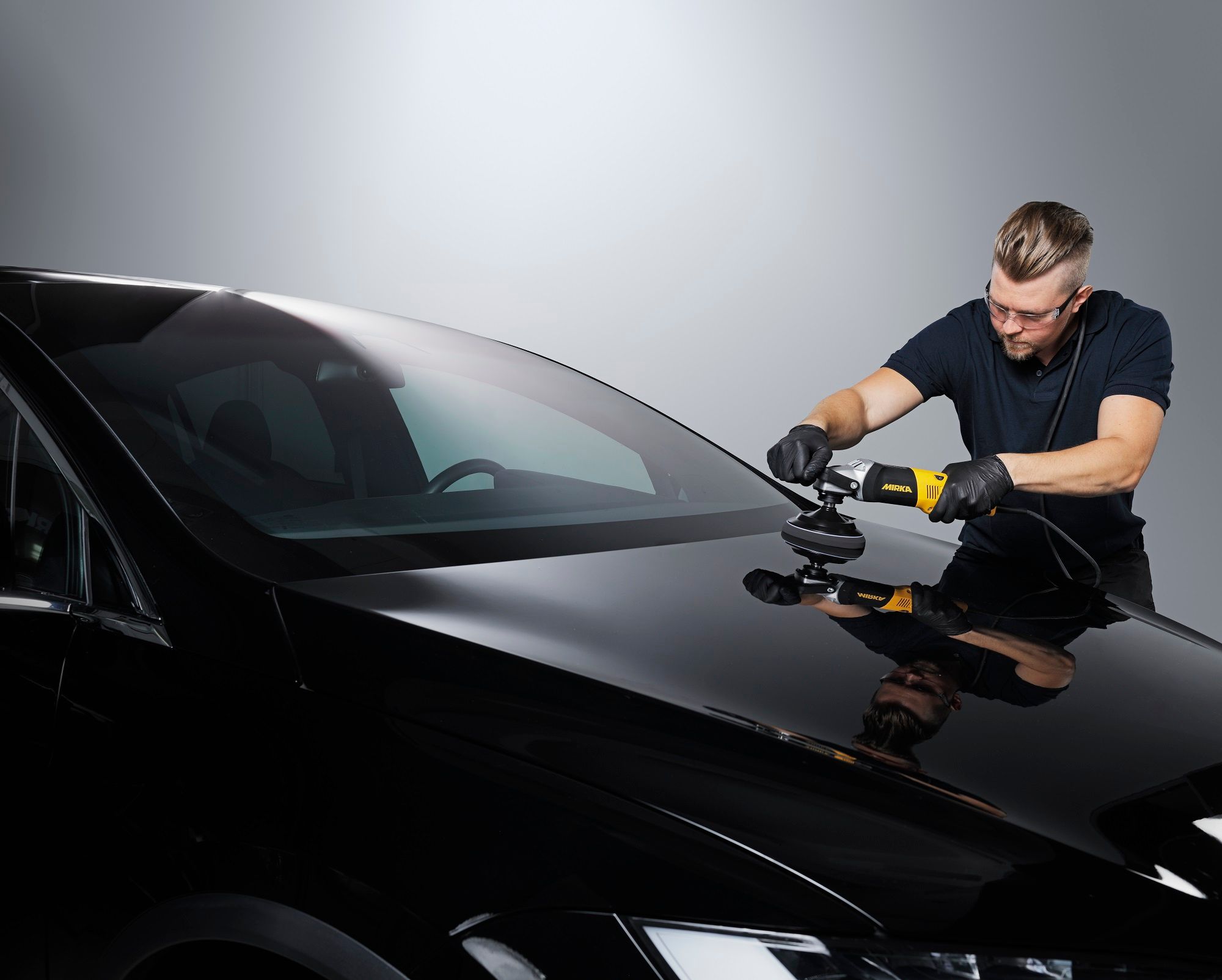 Polarshine® 12 Black Polishing Compound