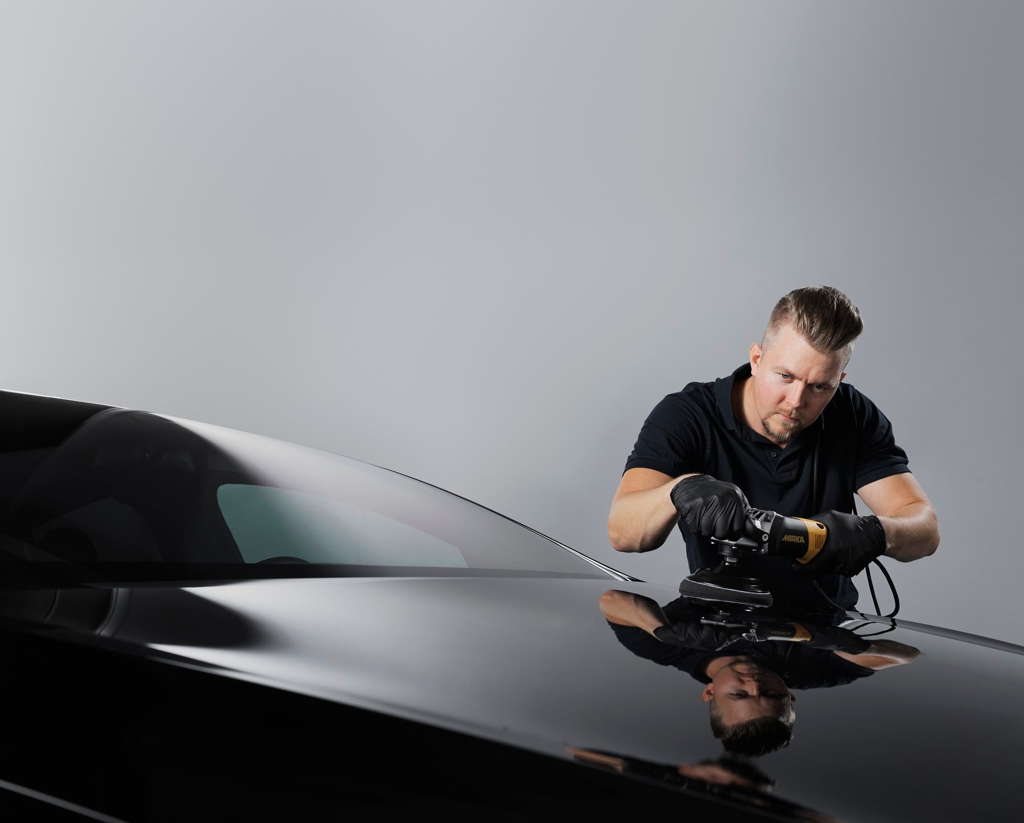 Polarshine® 12 Black Polishing Compound